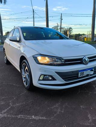 VOLKSWAGEN POLO 1.0 200 TSI HIGHLINE AUTOMÁTICO VOLKSWAGEN POLO 1.0 200 TSI HIGHLINE AUTOMÁTICO